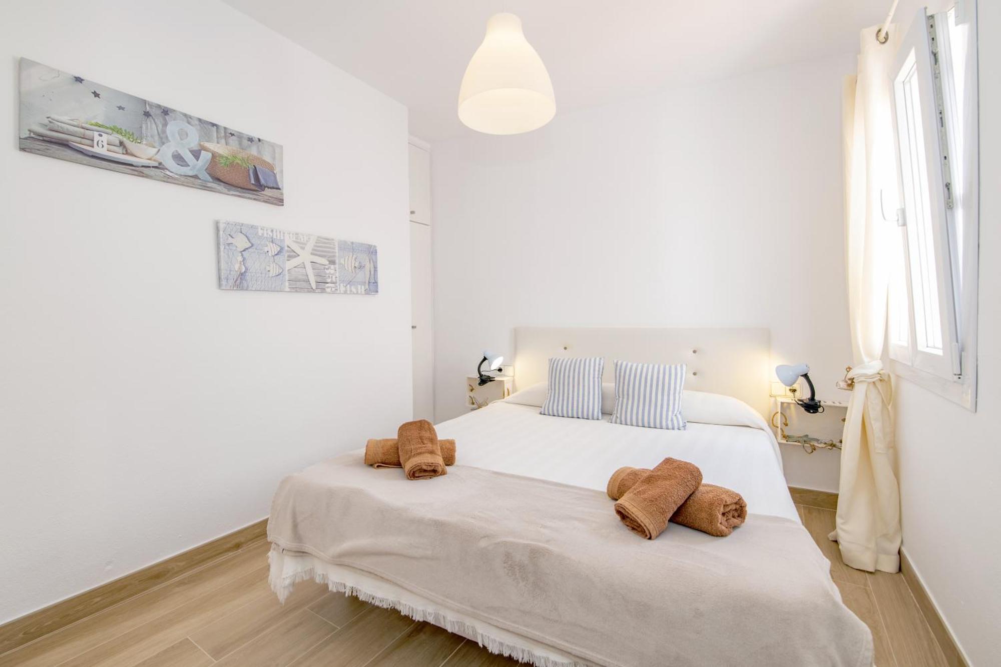 Ponent-Apartamento Frente Al Mar, Refugio Costero Es Grau Luaran gambar