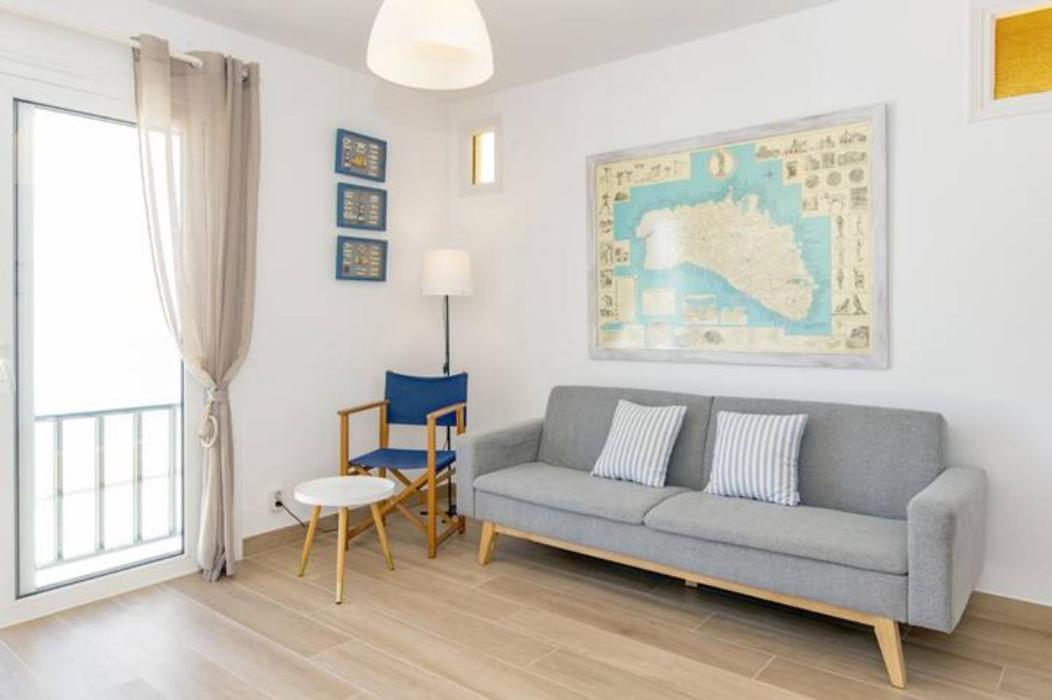 Ponent-Apartamento Frente Al Mar, Refugio Costero Es Grau Luaran gambar